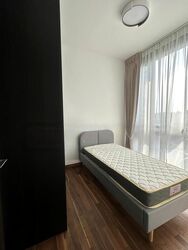 Hyll On Holland (D10), Condominium #547999521